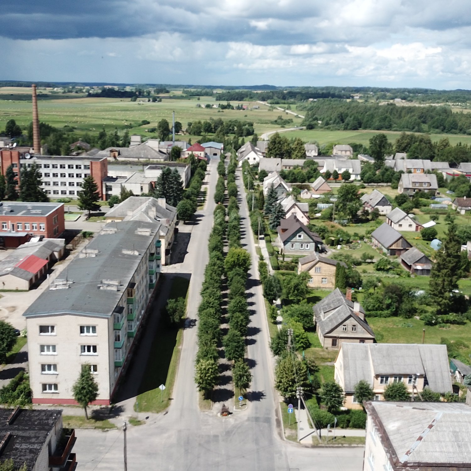 Rokiskiosirena.lt - Juodupės Miestelio Aikštėje - „Vakaronės"