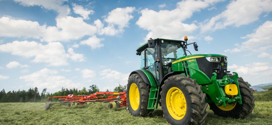 Žemės ūkis: pavojų kelia ne tik netvarkinga technika...