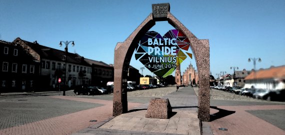 LGBT eitynėse- ir rokiškėnų pora
