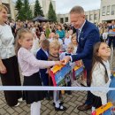 Skambutis moksleivius ir vėl sukvietė į mokyklas...  (foto)