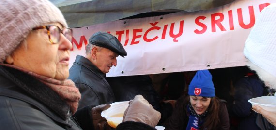 Maltiečių sriuba šildė rokiškėnų rankas ir širdis