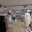 Dar viena vieta apsipirkti: Rokiškyje atidaryta „SinSay“ parduotuvė