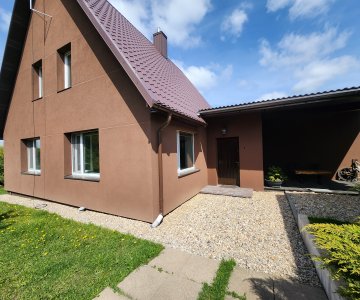 Tvarkingas namas Rokiškyje