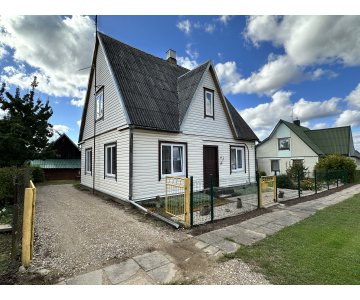 98,22 kv. m. namas Juodupėje