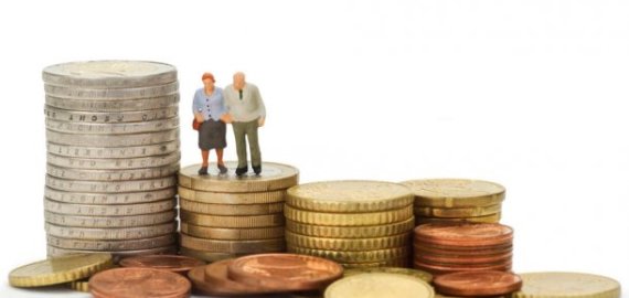 Pinigus ateities pensijoms siūlo mokėti kitaip 