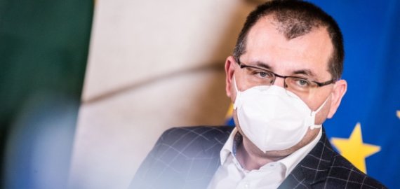 Dėl žmonos paskiepijimo V. Kasiulevičius traukiasi iš Santaros klinikų