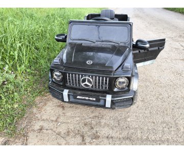 Vaikiškas elektrinis automobilis