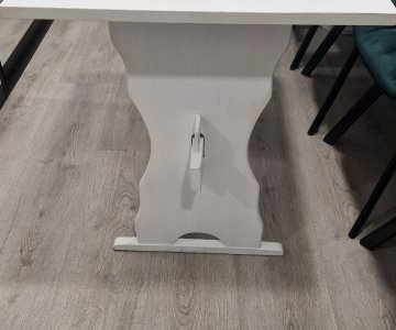 Virtuvės stalas