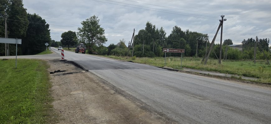 Dviračių ir pėsčiųjų tako į Bajorus „papildinys“ – iškili pėsčiųjų perėja miestelyje