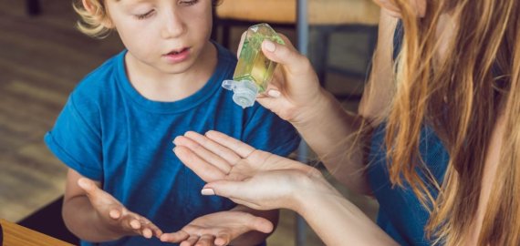 Pasaulinę rankų plovimo dieną ir specialistų raginimas nepersistengti