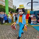 Skambutis moksleivius ir vėl sukvietė į mokyklas...  (foto)