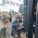 Naujoji firminė „Biržų duona“ parduotuvė jau veikia: ketvirtadienį įvyko atidarymas (foto)