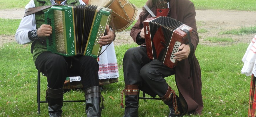 XIV regioninės armonikierių varžytuvės ARMONIKĄ TIK PAĖMIAU...