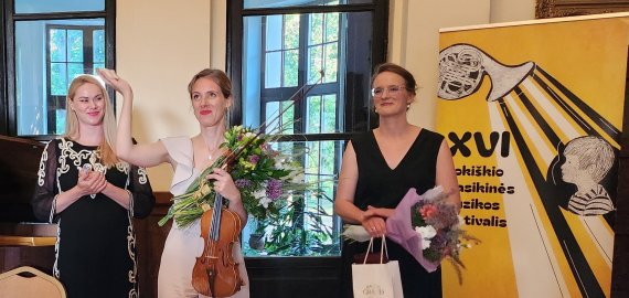 Iš anksto pakvietė susitikti 17-ą kartą