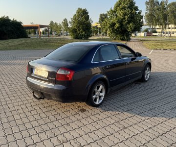 „Audi A4“