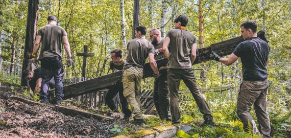 „Misija Sibiras ‘17”: kapinėse – karvės ir ožkos, o tremtinių lūpose – lietuviški žodžiai (FOTO)