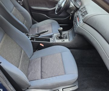 „BMW e46“ sedanas