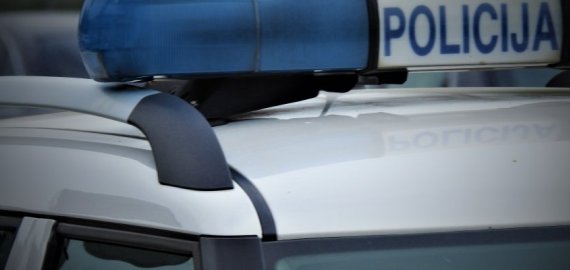 Pro langą įsibrovė neblaivus kaimynas