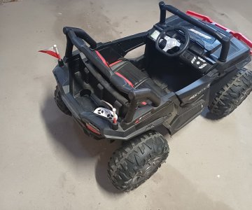 Vaikiškas elektrinis džipas