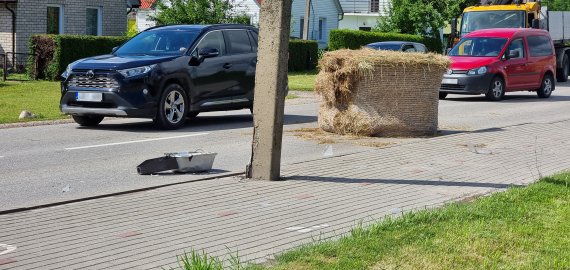 Keistas įvykis netoli poliklinikos (video+foto)