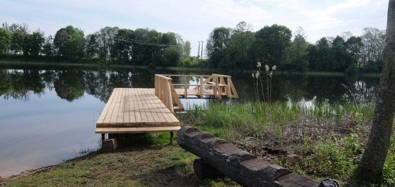 Dovana Jūžintų miestelio gyventojams - seniai išsvajotas lieptas (foto)