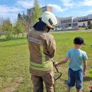 Profesinės šventės dieną ugniagesiai dar daugiau savęs atiduoda visuomenei (foto)