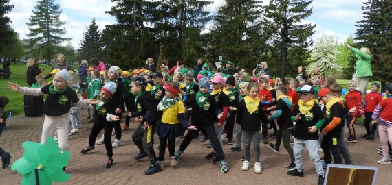 L. Šepkos parke praeivius išjudino „Mankštos fiesta 2022“ (foto)