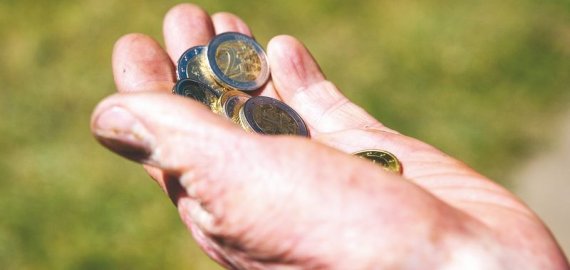 Ką rinktumėtes senatvėje – pažadus ar santaupas? 