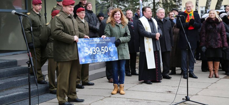 Akcijos „Neužmirštuolė“ rezultatai - per 5 tūkst. eurų paramos kariams savanoriams