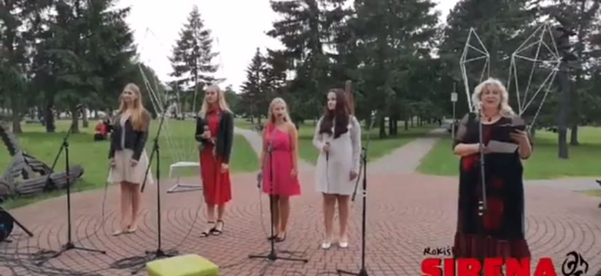 Vasaronės su Pandėlio balsiukais L. Šepkos parke (video)