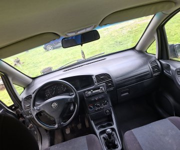 „Opel Zafira“