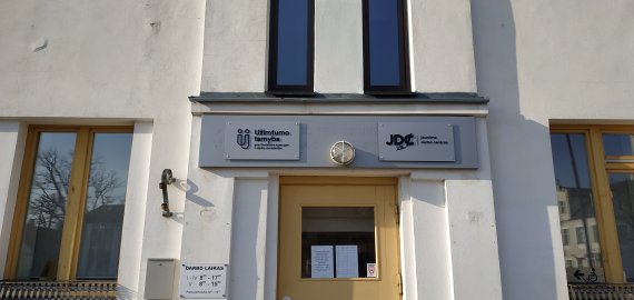Jau galima teikti prašymus dėl prastovų subsidijų skyrimo