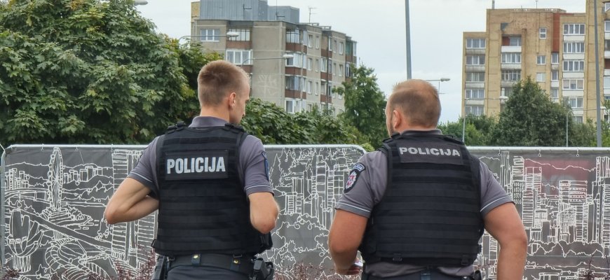 Policijos pareigūnai atliks kai kurių atvykstančiųjų į mitingą patikras