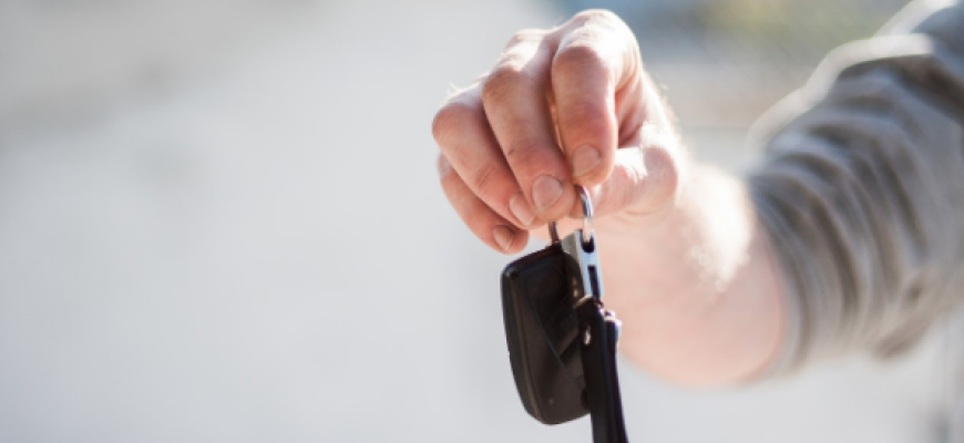 Kaip įsigyti naudotą automobilį?