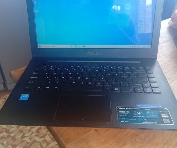 „Asus“