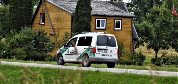 Smurtavo prieš nepilnametę