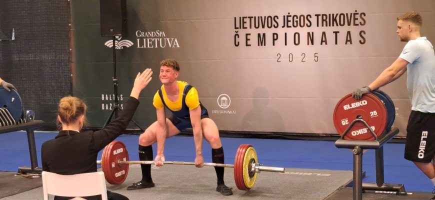 Rokiškėnai čempionate vėl „skandino“ senuosius rekordus ir rodė pavydėtiną ištvermę 