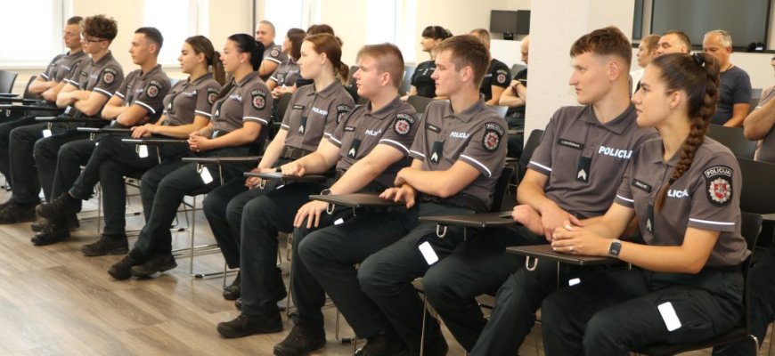 Rokiškio rajono taryba padidino policijos pareigūnams skirtas skatinimo išmokas