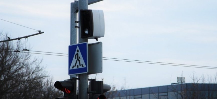 Vasarį bus išjungta per šimtą užmiestyje esančių greičio matuoklių