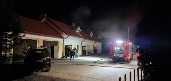 Didelės ugniagesių pajėgos skubėjo į UAB Aldma teritoriją (video)