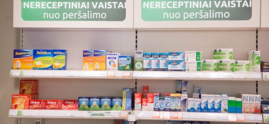 Įmonėms leista gaminti dezinfekcinį skystį, svarstoma riboti vaistų, kaukių eksportą