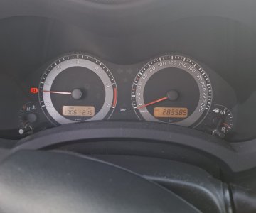 „Toyota Auris“