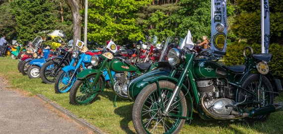 Birželio 9-10 dienomis seni motociklai skries Rokiškio ir Anykščių keliais