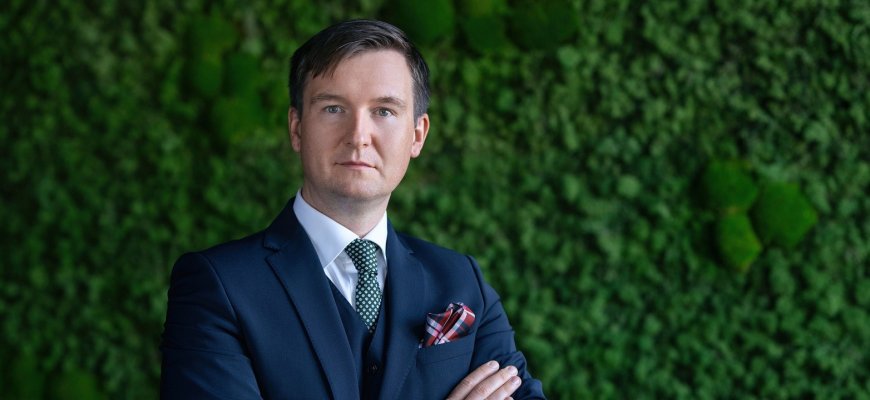 Tyrimas: įsigyti elektromobilį labiausiai motyvuoja kompensacijos ir nemokamas parkavimas