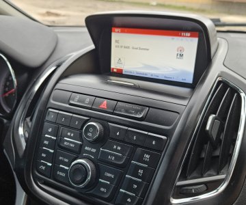 „Opel Zafira C“ 