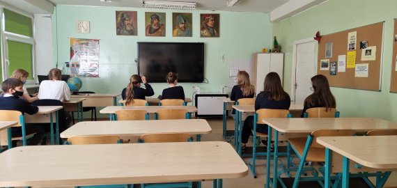 Ministrė: rugsėjį mokiniai grįš į klases, bet dalis pamokų turėtų būti nuotolinės