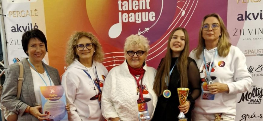 Tarptautiniame vokalistų konkurse puikiai pasirodė R. Cegelskaitė