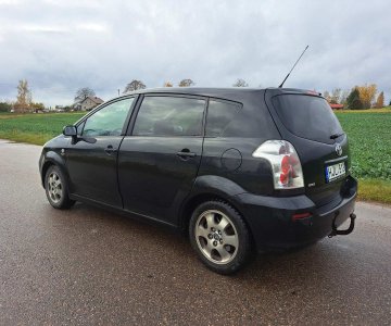 „Toyota Corolla Verso“