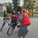 Bajorų bendruomenę subūrė džiugus įvykis – baigtas remontuoti pėsčiųjų ir dviračių takas (foto)
