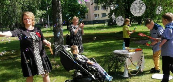 Rokiškio pagrindinėje mokykloje - mokslo metų pabaigos šventė (foto)